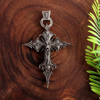 Gothic Crucifixion Skull Cross Pendant Necklace Catholic Prayer Jewelry for Men and Women Punk Trendy Jewelry